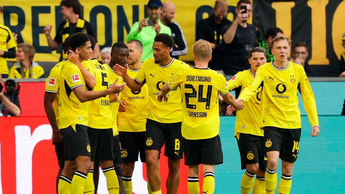 Borussia Dortmund golea al Paderborn por 3-0