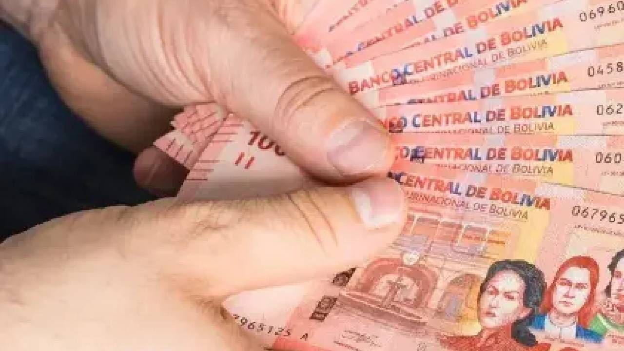 Fijan plazo hasta el 16 de octubre para el registro de tutores del Bono Juancito Pinto en Santa Cruz