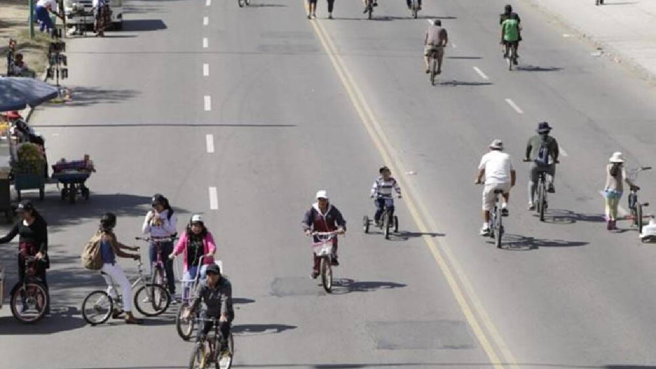 En el Día del Peatón hubo una reducción considerable de la contaminación y nueve accidentes en La Paz