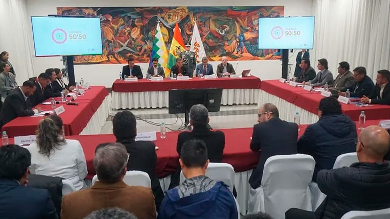 Paz ratifica el 50/50 y anuncia respaldo del Banco Mundial