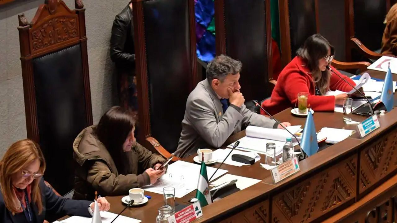 Senado instala sesión para tratar modificación de la Ley del Ministerio Público
