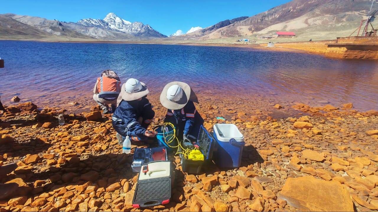 Alcaldía de El Alto y EPSAS inspeccionan represas e informan que el suministro de agua está garantizado