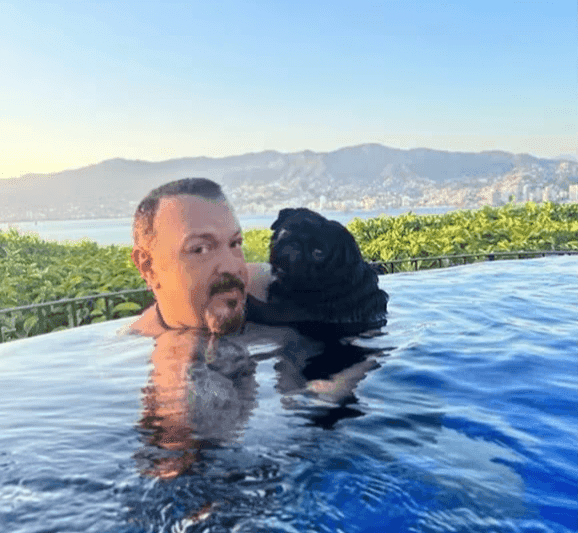 Pepe Aguilar arremetió contra un fan que cuestionó su lujosa vida