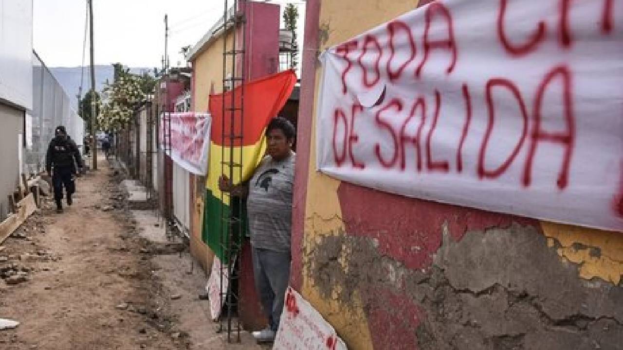 La construcción de un muro en Cochabamba dejaría a 12 familias atrapadas en sus viviendas