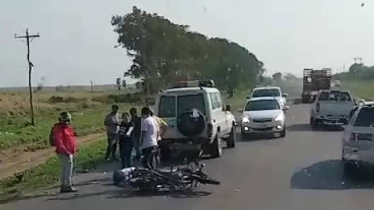 Trágico Accidente: Motociclista fallece tras chocar de frente con un camión