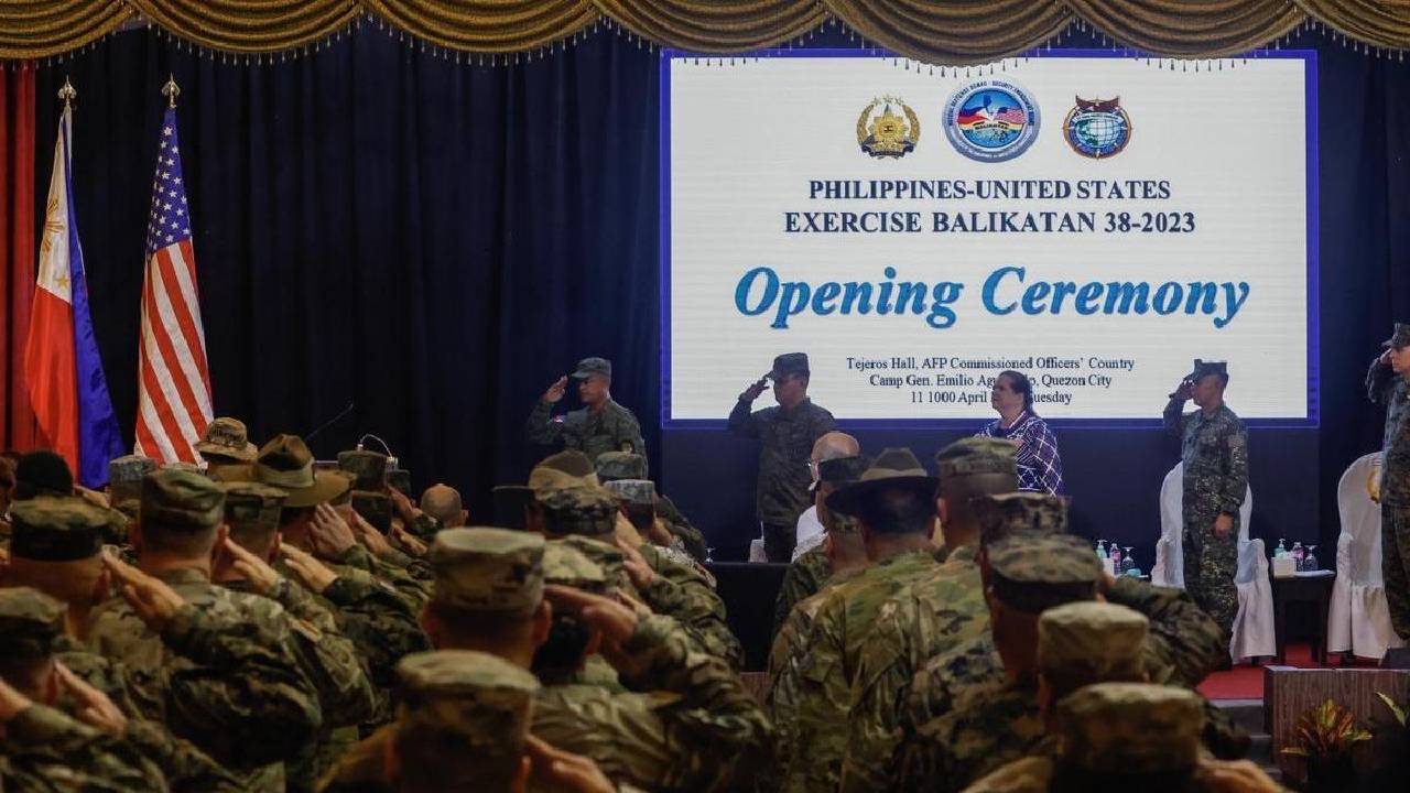 Filipinas anuncia maniobras militares con EE UU en plenas tensiones con China