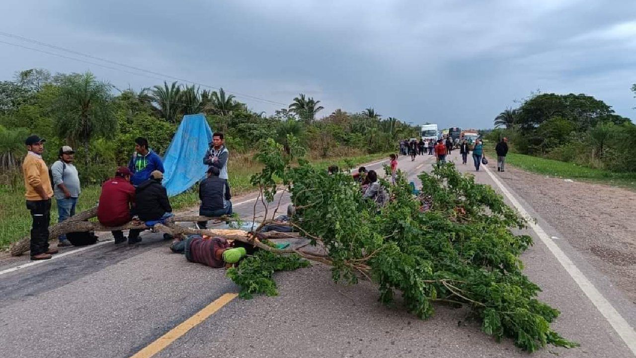 Instalan Bloqueo en Guarayos y Cierran la Carretera que Une Beni con Santa Cruz