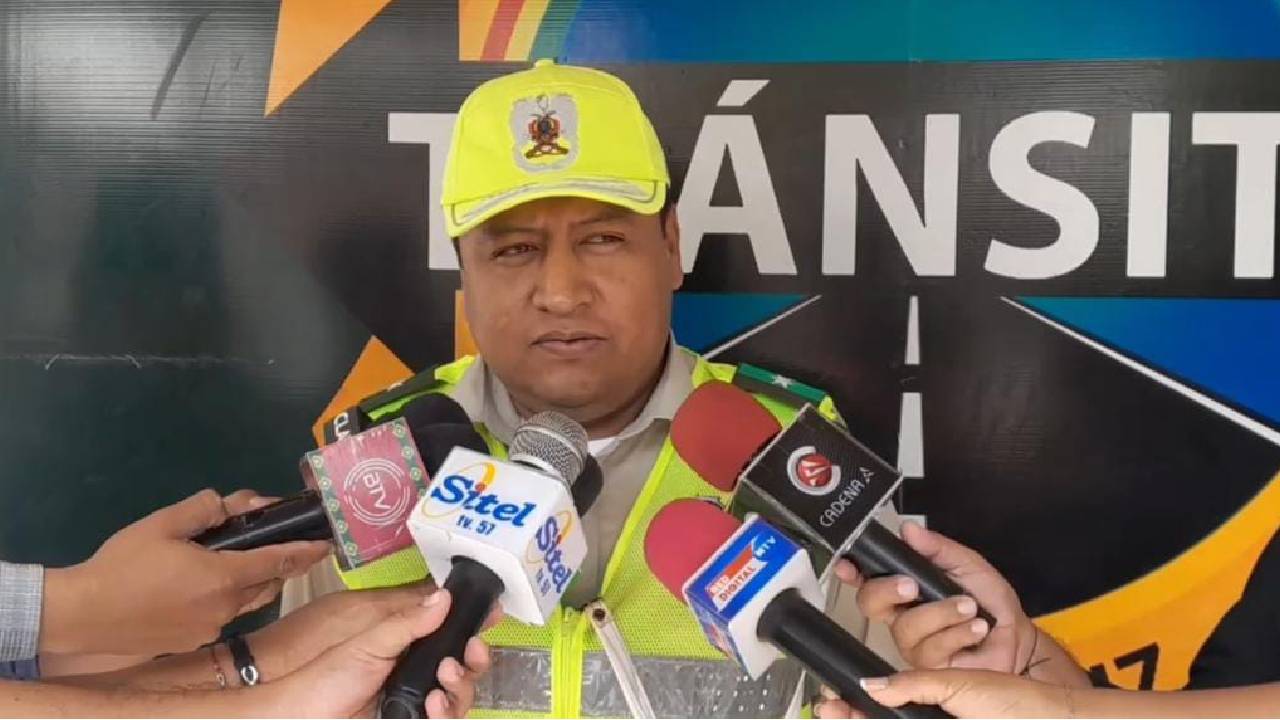 Suspendidas Salidas de Buses a Trinidad y Ruta Bioceánica debido a Bloqueos en Santa Cruz
