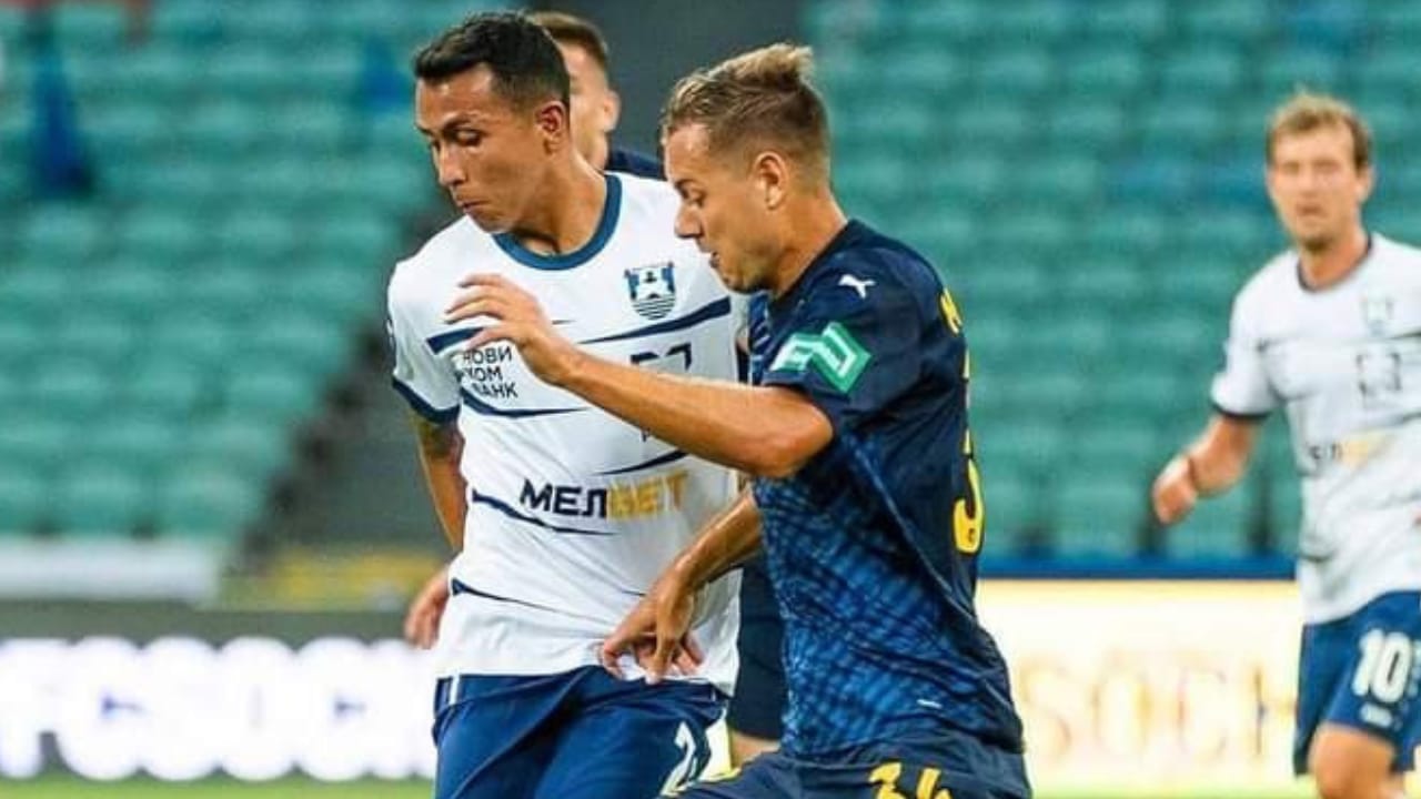 Roberto Carlos Fernández fue titular en el triunfo del Baltika de Rusia