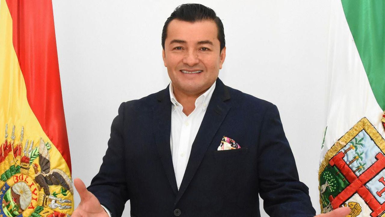 Alcalde de Santa Cruz suspende su viaje al exterior 