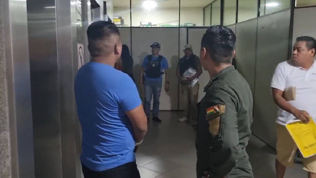 Tres Personas Que Serían Parte De Una Red De Proxenetismo Fueron Aprehendidas En Santa Cruz