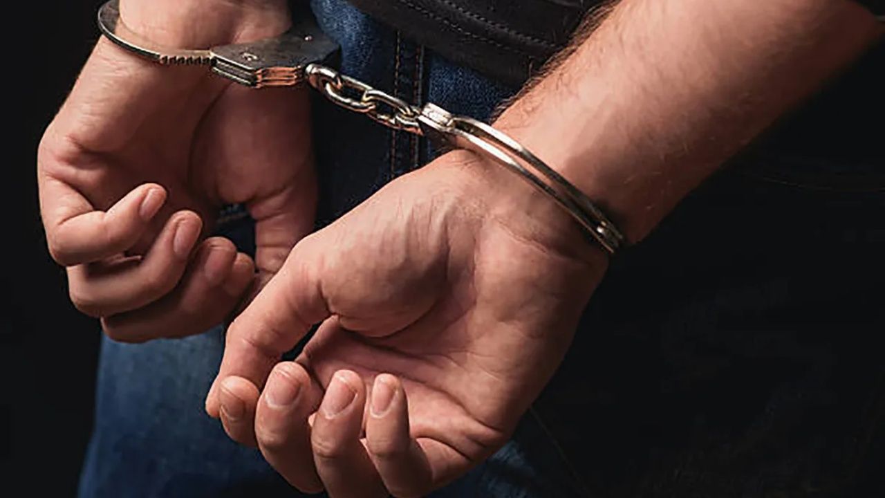 Cinco personas aprehendidas por tenencia de sustancias controladas