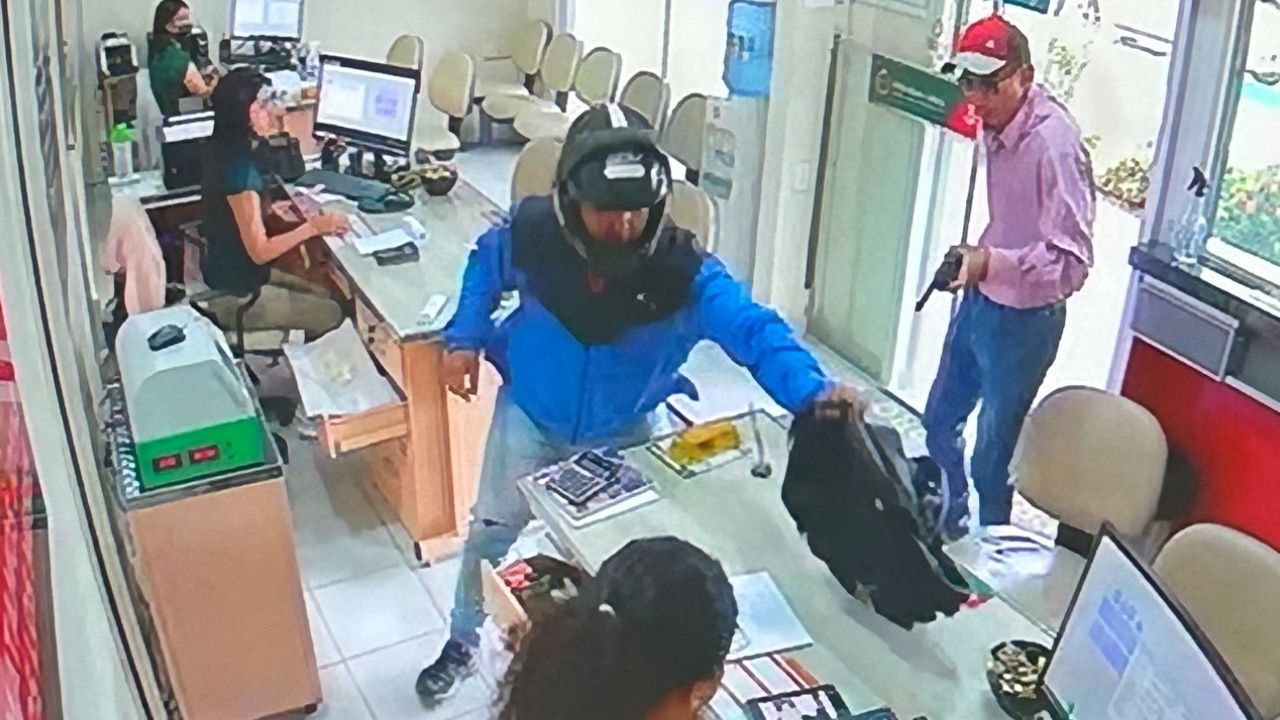 Atraco a casa de empeño, zona Mutualista 