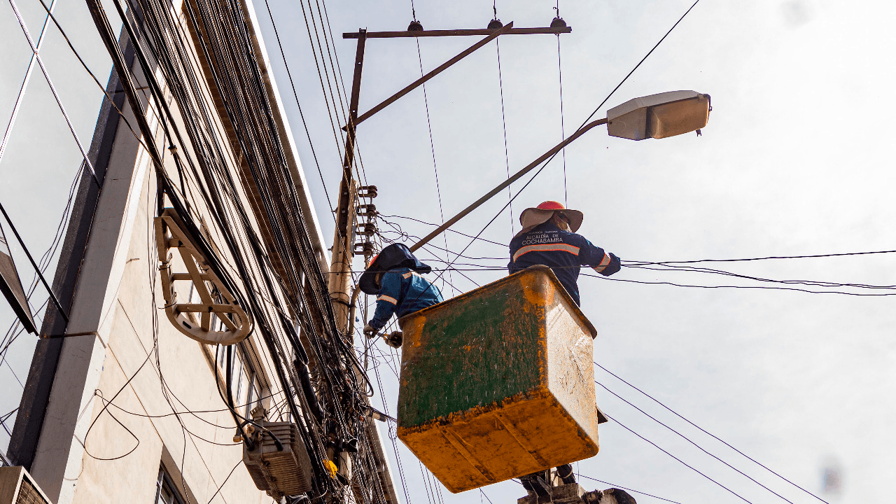 Cochabamba suma tres muertos por electrocución en espacios públicos