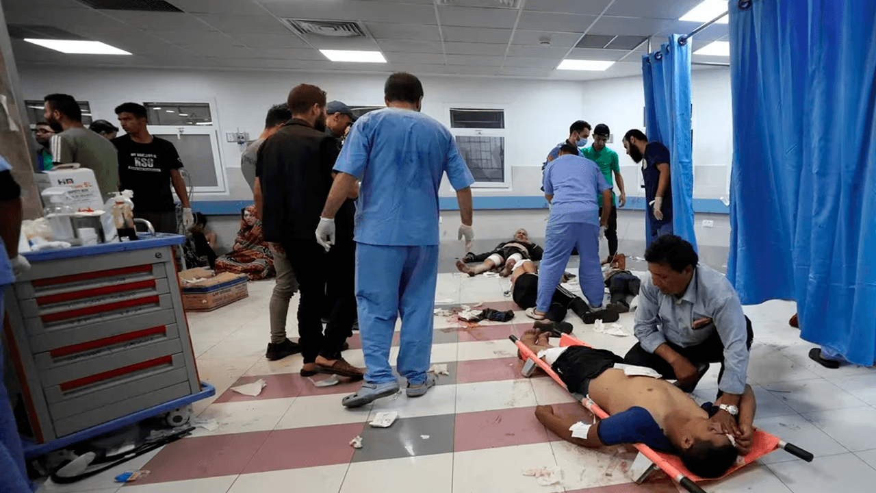 El Ejército de Israel niega ataques a hospitales y apunta a posibles fallos técnicos en incidente en Gaza