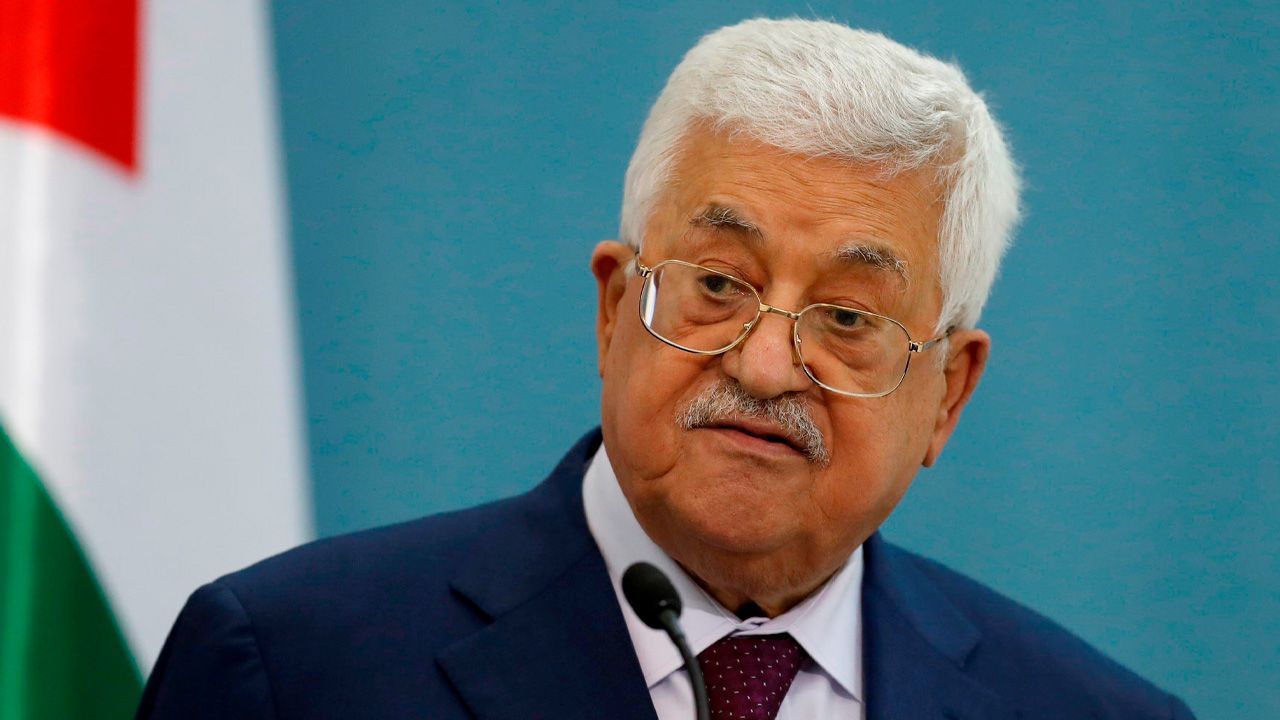 Abás cancela su asistencia a la cumbre con Biden en Amán tras bombardeo en Gaza