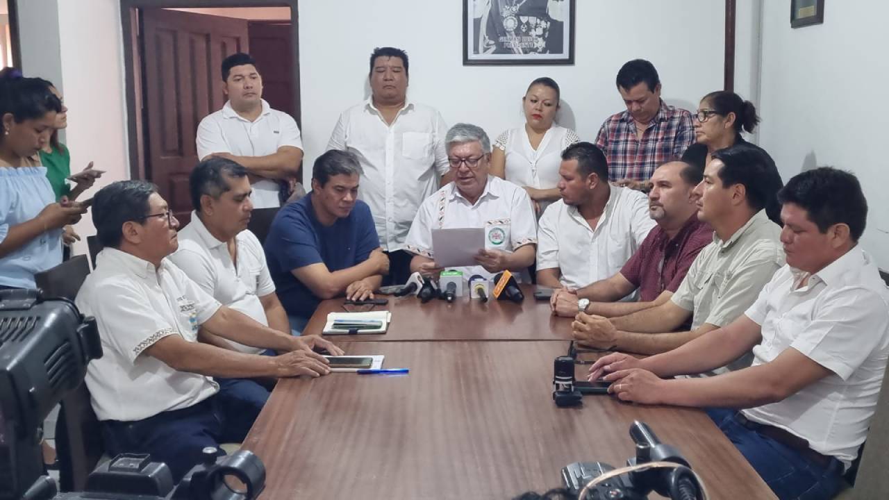 Pronunciamiento de los comités cívicos de las 15 provincias sobre sentencia del TCP