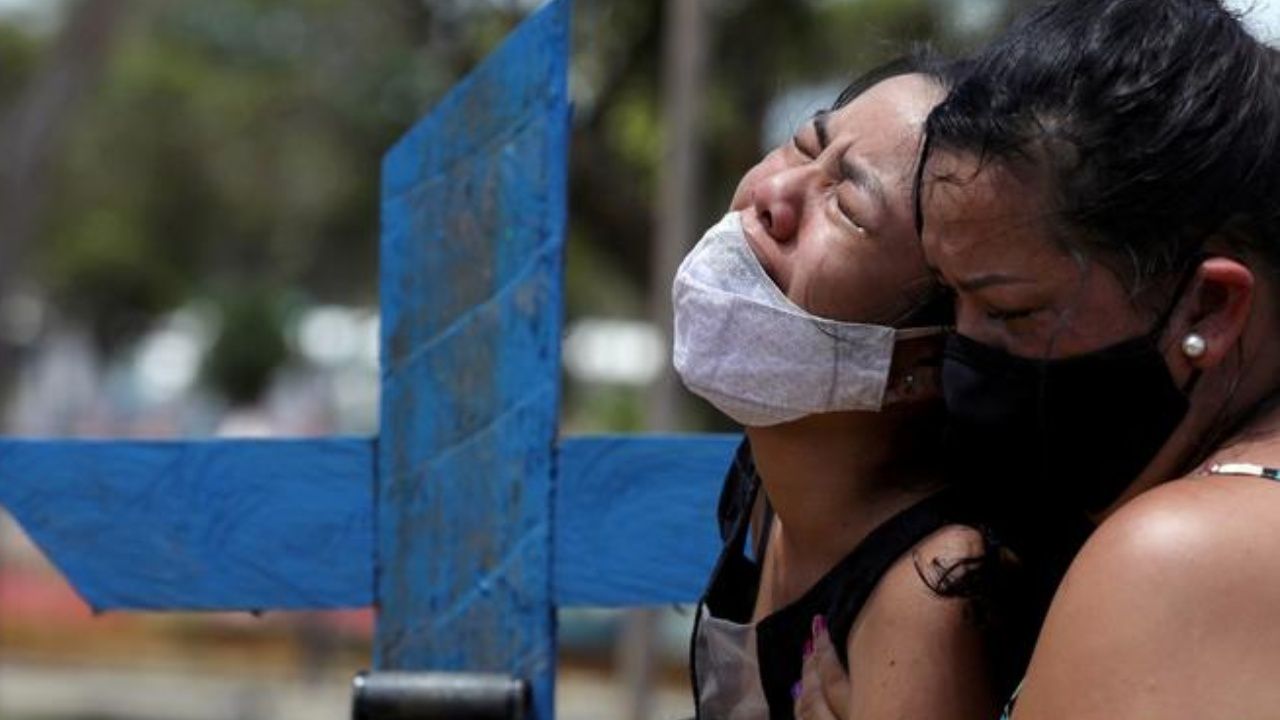 Brasil supera las 700.000 muertes por Covid-19 en tres años de pandemia