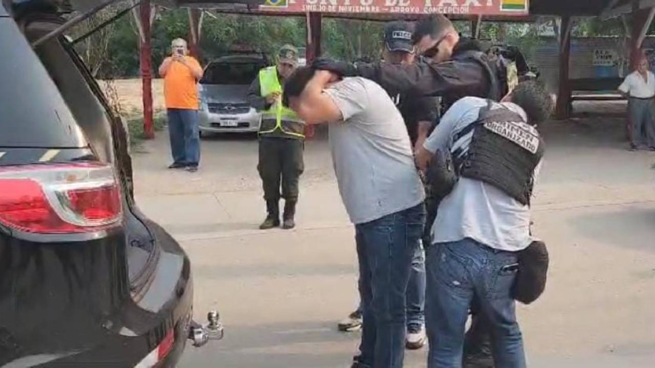 Peligroso brasileño capturado en Santa Cruz, es entregado a la Policía Federal 