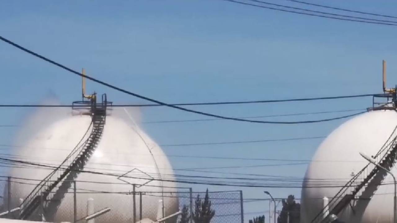 Incendio en planta engarrafadora de Senkata en el Alto interrumpe operaciones