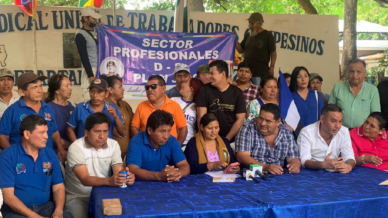 Convocan a ampliado de emergencia ante anulación del congreso del MAS en Lauca Ñ