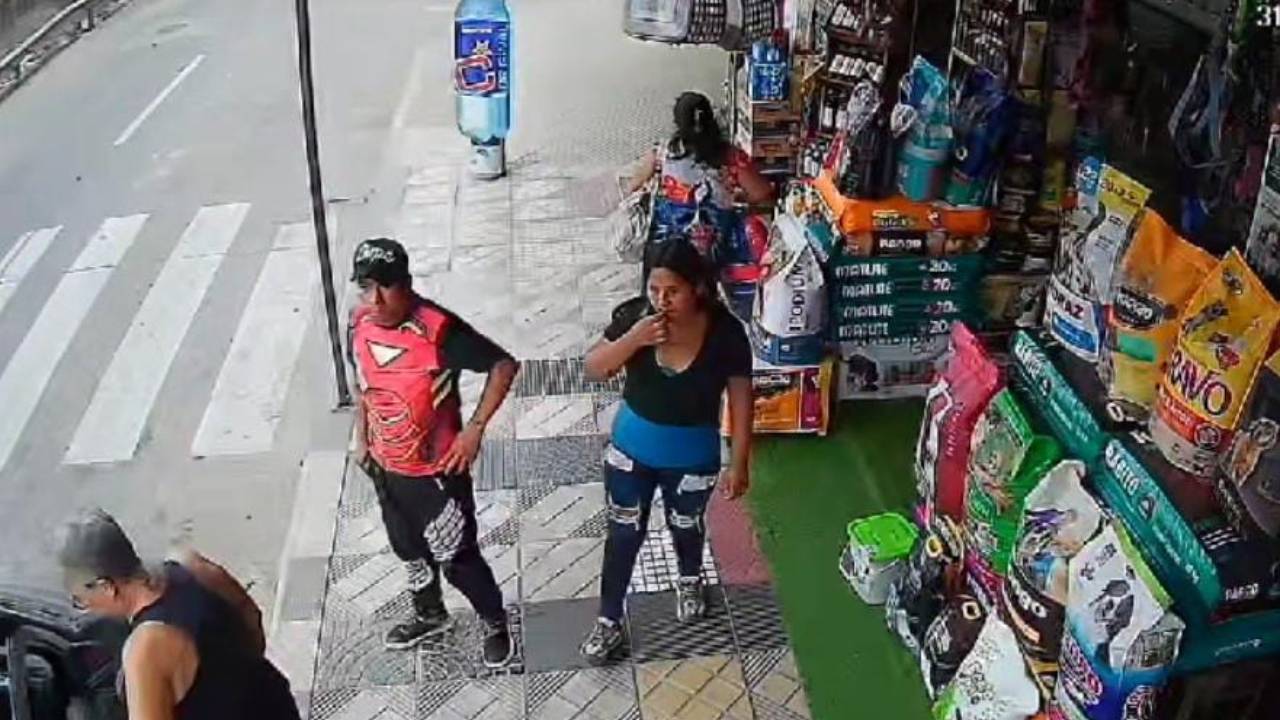 Santa Cruz: Robo en tienda de alimentos para mascotas 