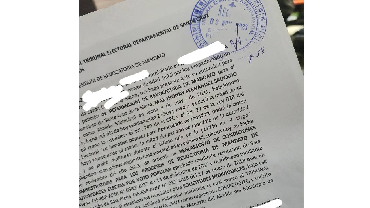 Se inicia el proceso legal para un referéndum revocatorio y sustituir al Alcalde Jhonny Fernández