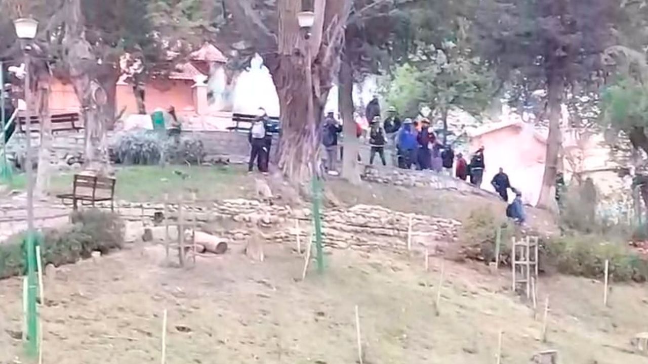  Enfrentamientos entre Policía y Mineros en Sopocachi: Viviendas afectadas