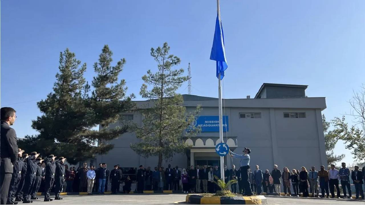 La ONU rinde homenaje a sus trabajadores fallecidos en gaza con banderas a media asta