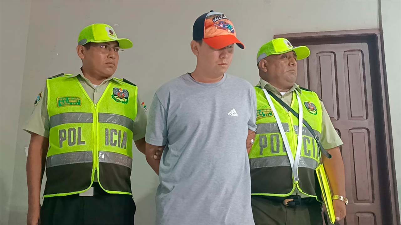 Daniel Céspede se entrega a la policía tras fatal accidente: enfrentará cargos por homicidio y omisión de socorro