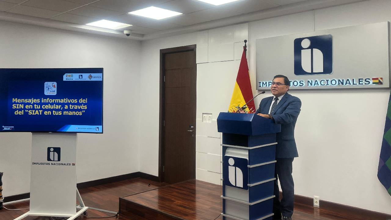 Impuestos nacionales lanza la aplicación "SIAT en tus manos" para comunicación directa con los usuarios