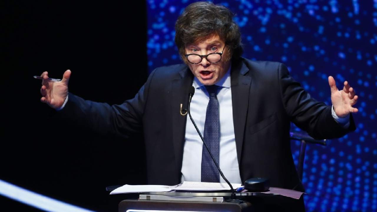 Javier Milei anuncia el "Comienzo de una nueva era para Argentina"