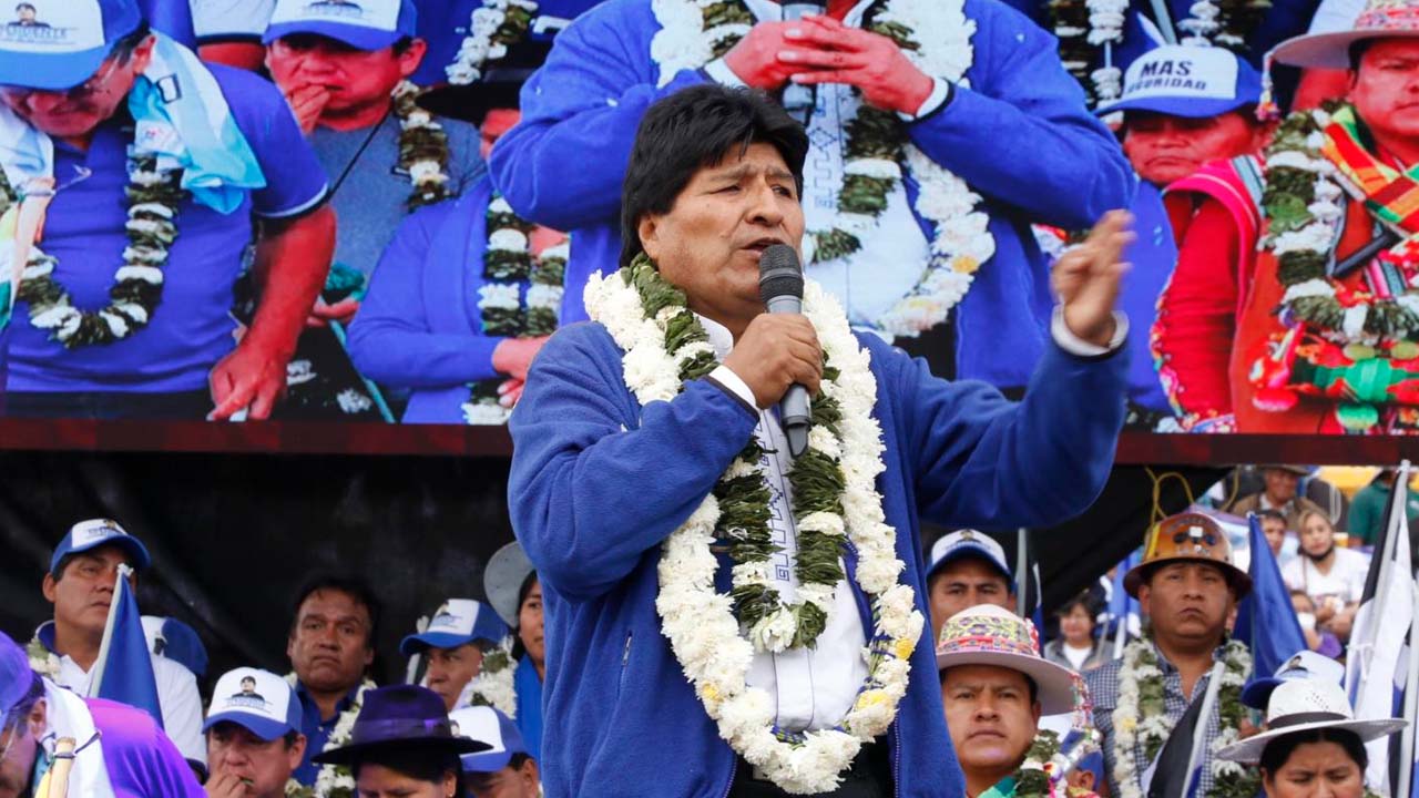 Evo Morales ratifica "lucha" para defender el congreso que le reeligió como líder del MAS