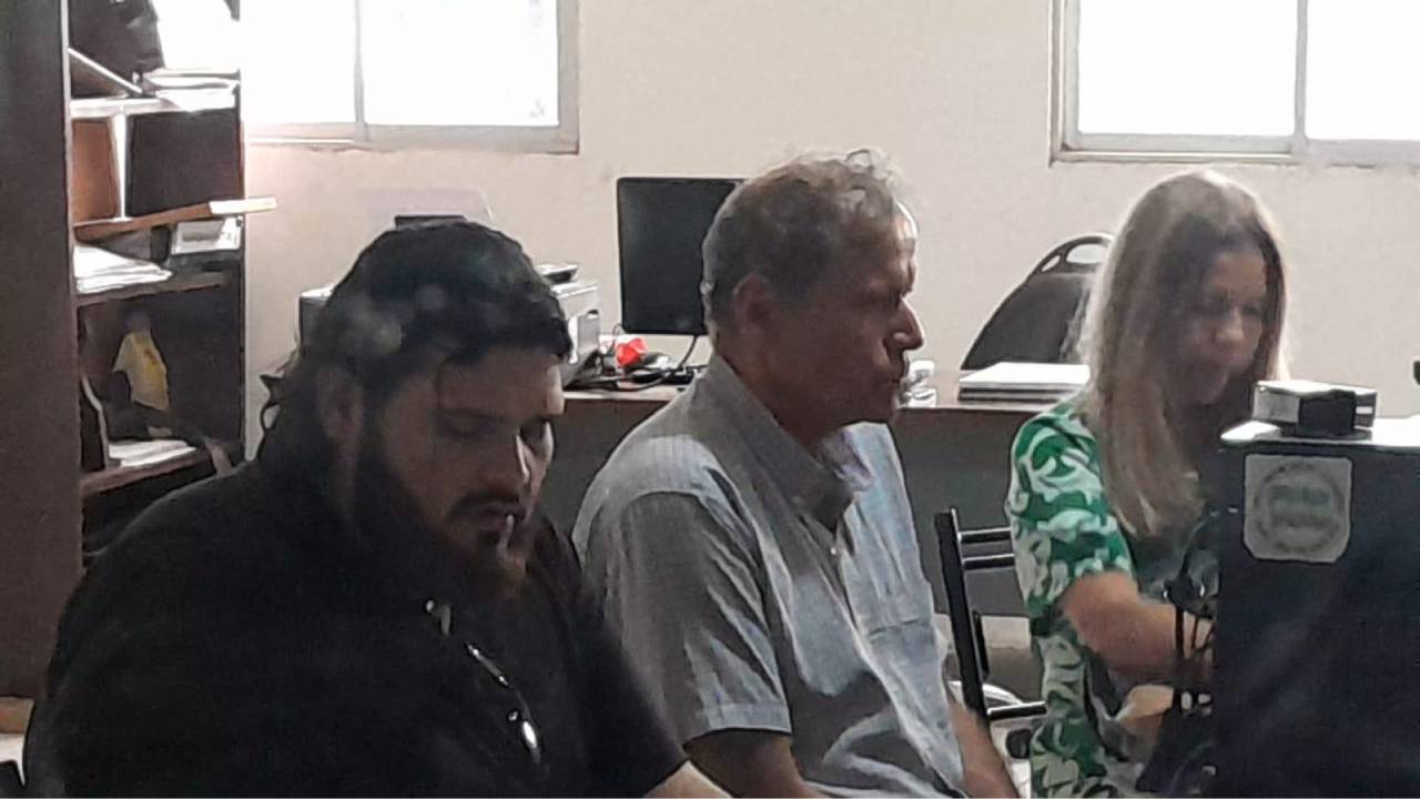 Médico acusado de abuso sexual enfrentará audiencia ante juez cautelar en las próximas horas