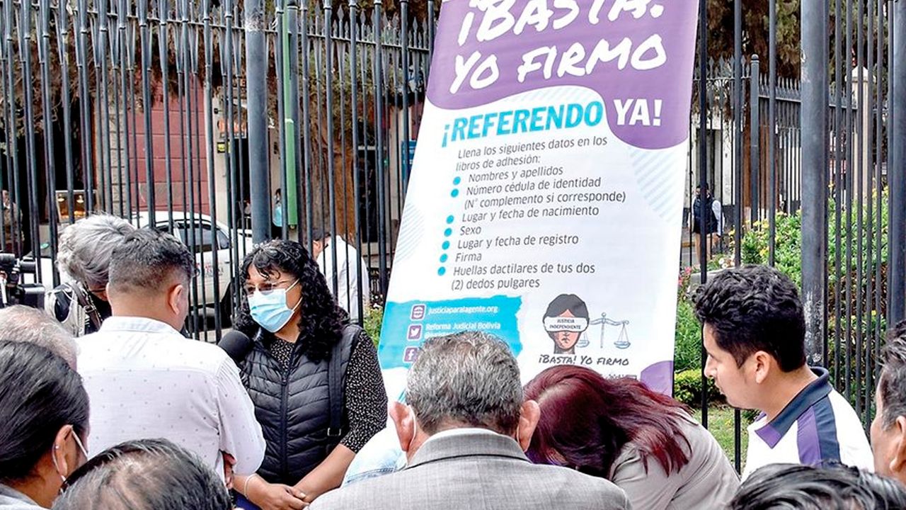 Fijan audiencia para este jueves por el Amparo de los juristas contra el TSE