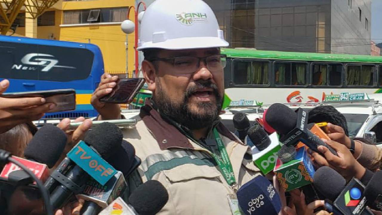 Agencia Nacional de Hidrocarburos asegura abastecimiento normal de gasolina en La Paz