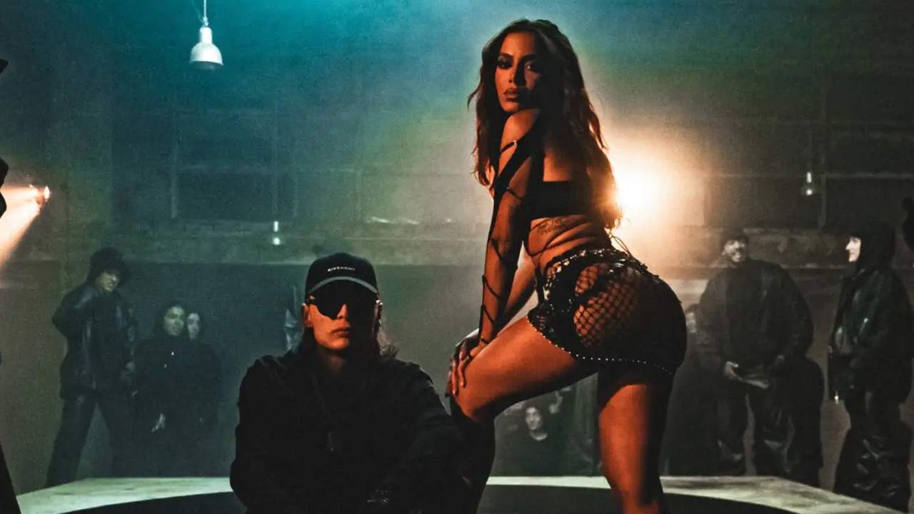 Peso Pluma y Anitta Lanzan "Bellakeo": Sensual Colaboración que Incendiará las Pistas de Baile
