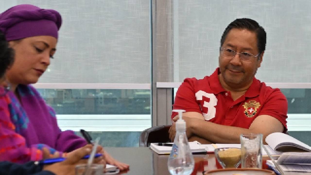  Luis Arce promete que no va a tolerar ningún tipo de actividad que esté al margen de la ley