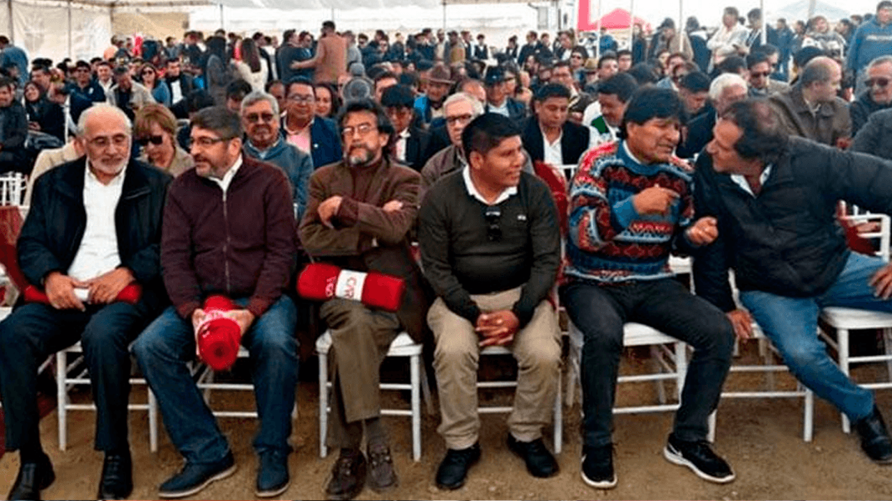 Morales y Mesa se dieron la mano en el aniversario de Always Ready