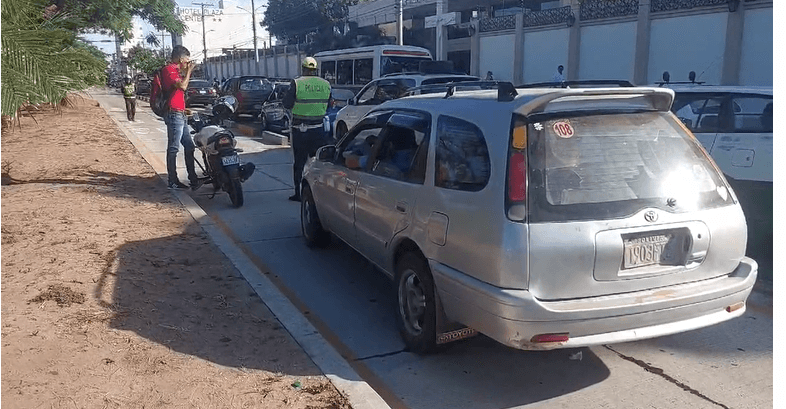Policías de la Unidad Operativa de Tránsito  realizaron un control sorpresivo en el recorrido del BRT