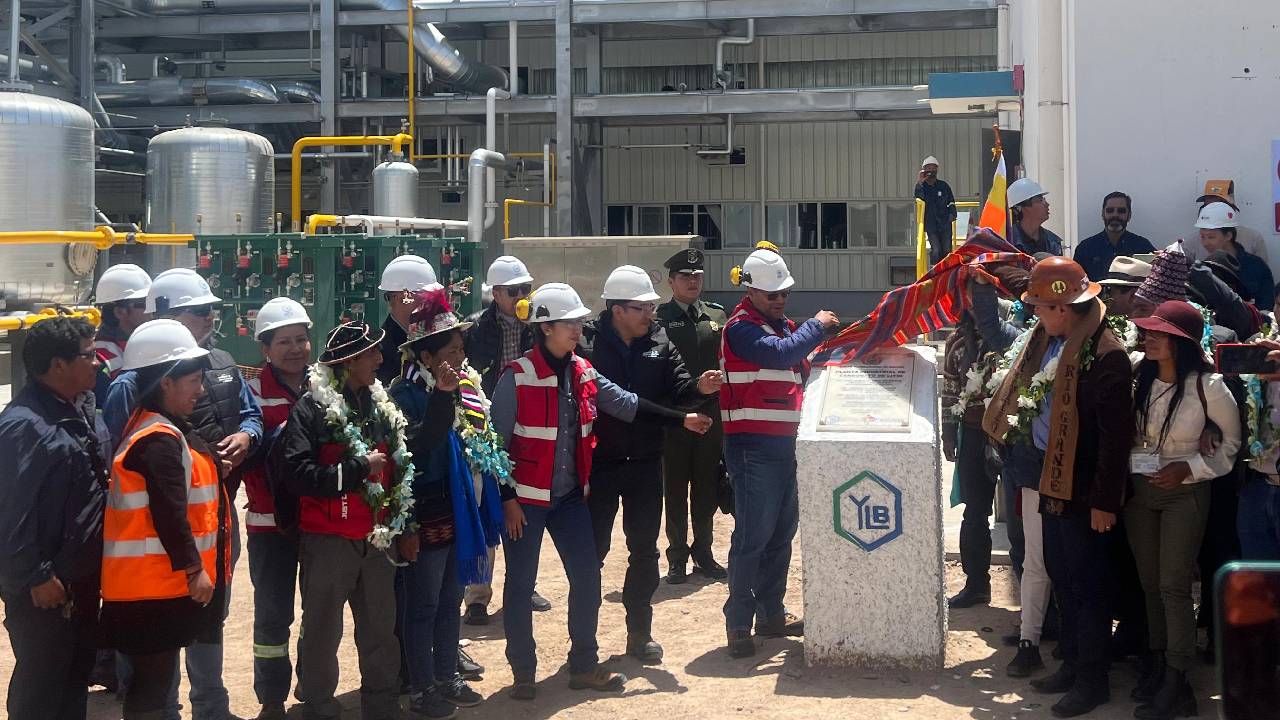 Inauguración de la planta industrial de Carbonato de Litio en Colcha k, Potosí, bajo la presidencia de Luis Arce Catacora