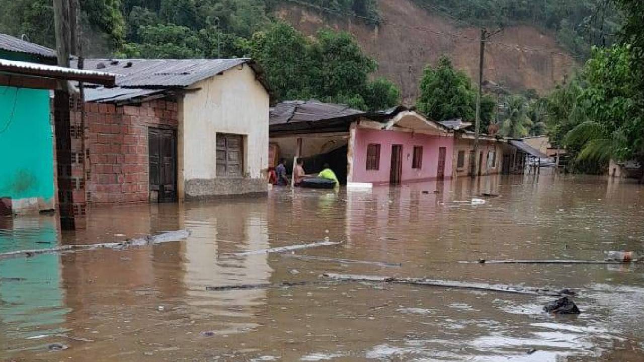 Lluvias en La Paz y Potosí dejan fallecidos y viviendas dañadas