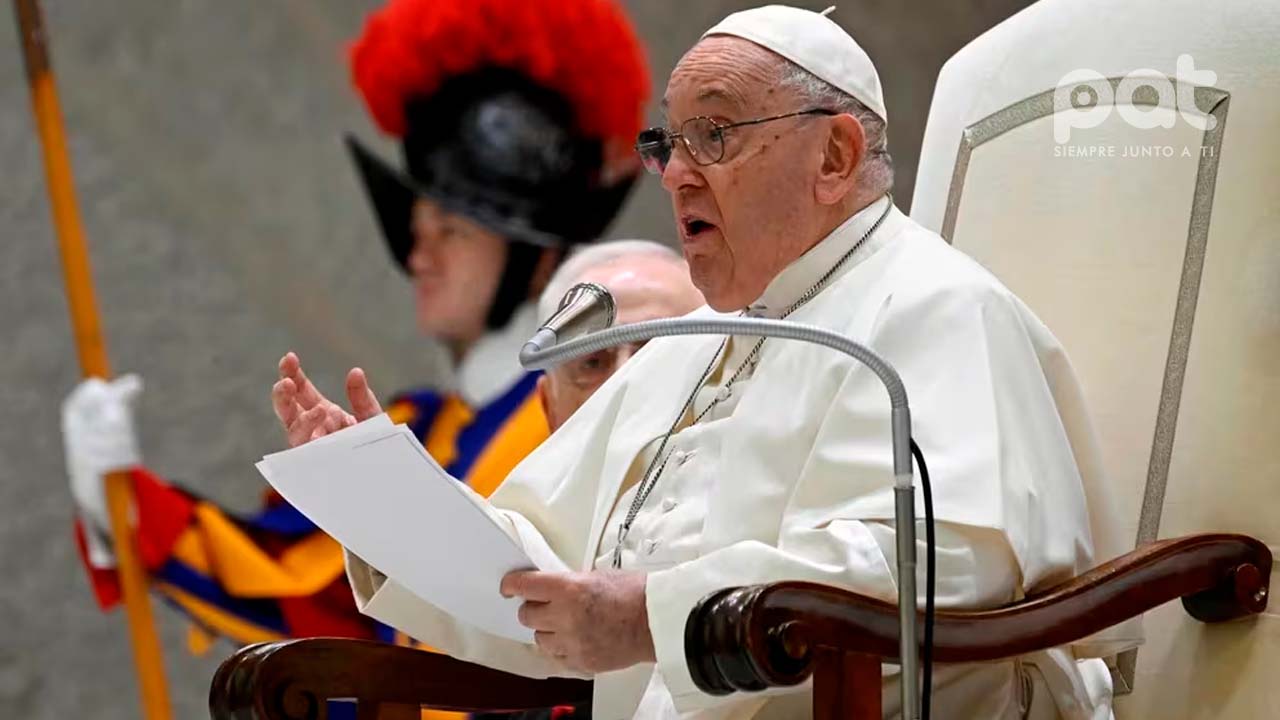 Histórico cambio en el Vaticano: Se autorizan bendiciones a parejas del mismo sexo