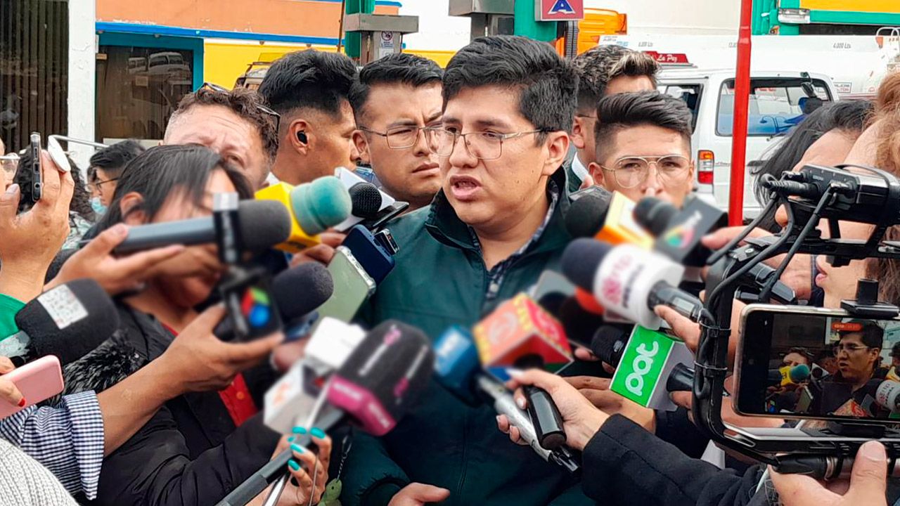 Director Ejecutivo de la ANH, Germán Jiménez, asegura el abastecimiento de combustibles en Bolivia