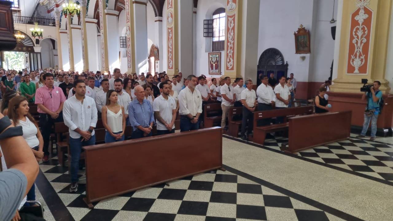 Misa en la Catedral Metropolitana: Un Año de detención del Gobernador Luis Fernando Camacho