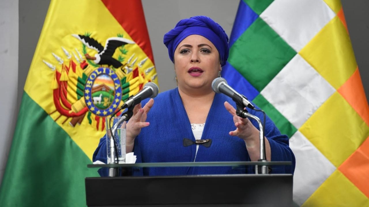  Ministra María Nela Prada, negó la existencia de créditos otorgados por Estados Unidos a Bolivia 