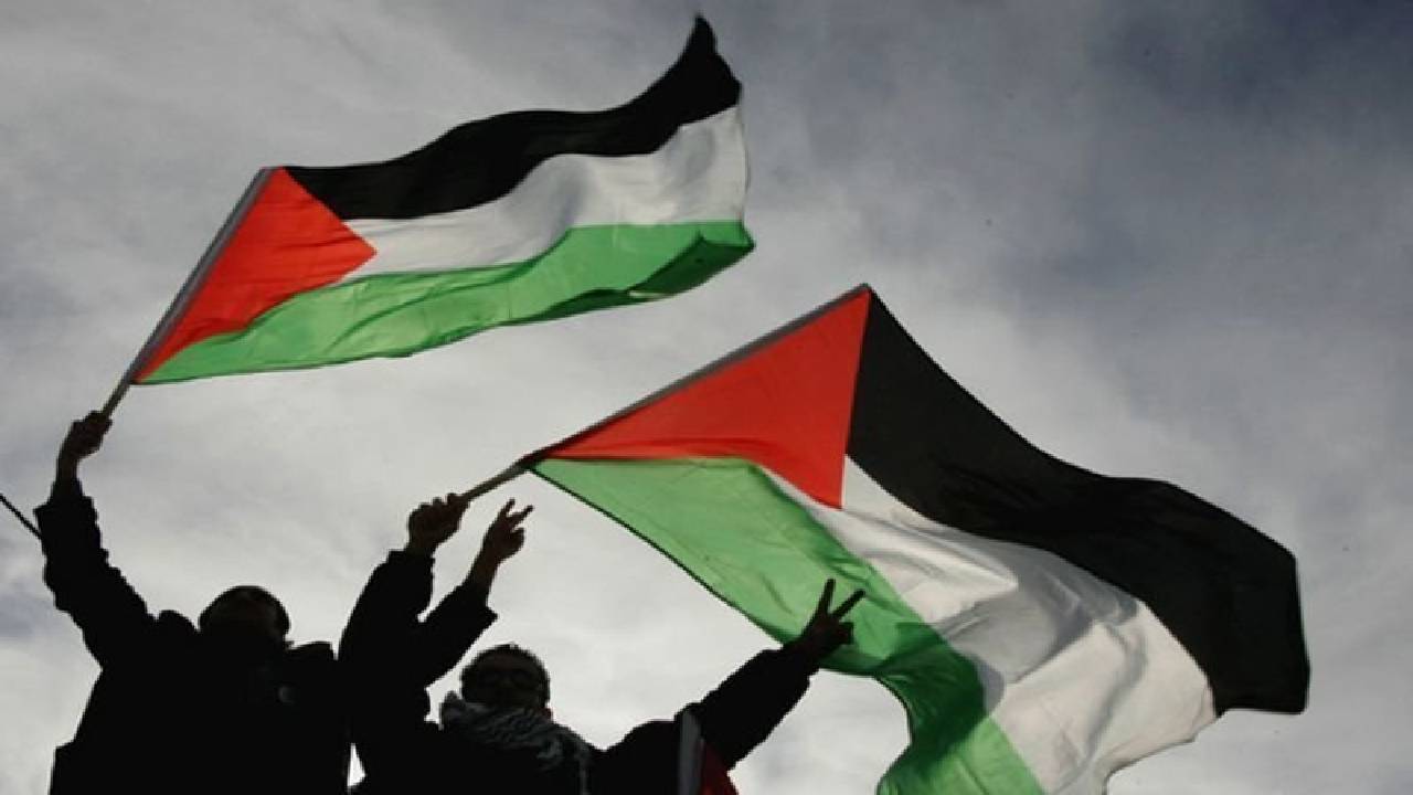 Pakistán prohíbe las celebraciones de Año Nuevo en solidaridad con Palestina