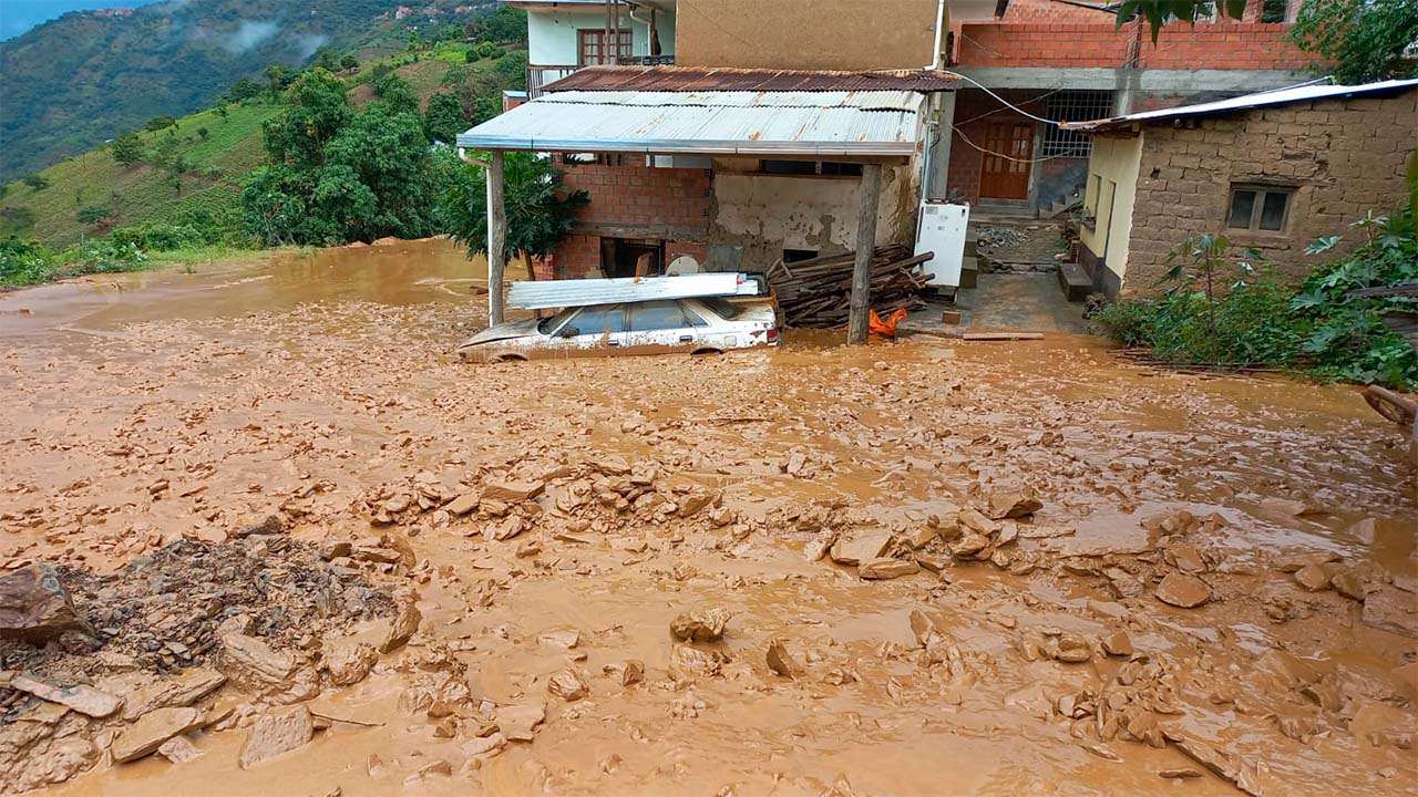Emergencia en Las Mercedes, Sud Yungas: Lluvias provocan mazamorras y ponen en peligro a la comunidad