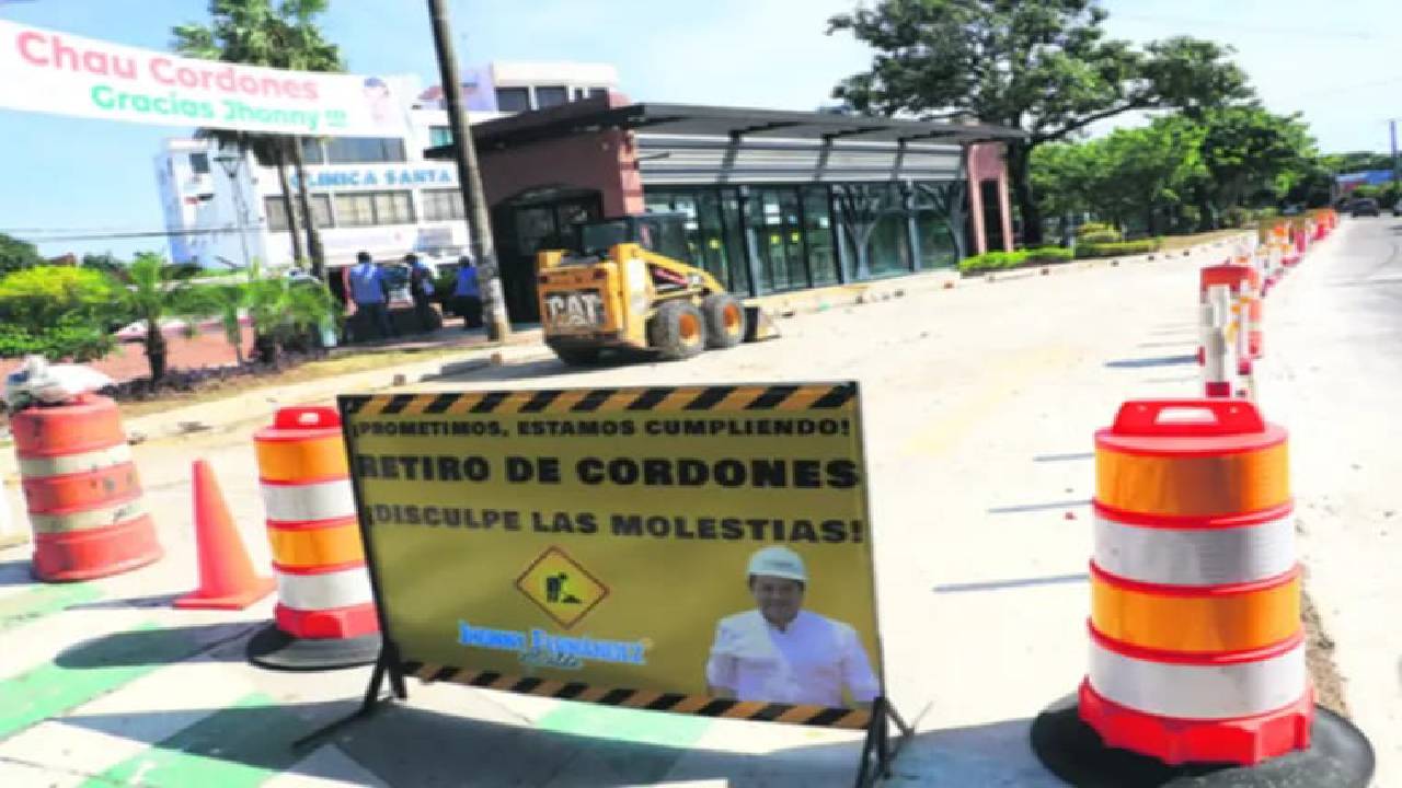 926 metros lineales de cordones del BTR ya fueron retirados y la Alcaldía anuncia con incrementar cuadrillas de trabajo