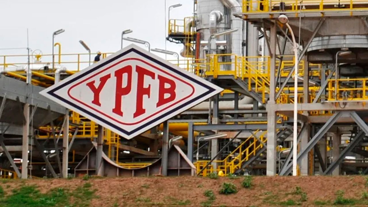 ¿Gasolinazo? YPFB se pronuncia respecto al tema